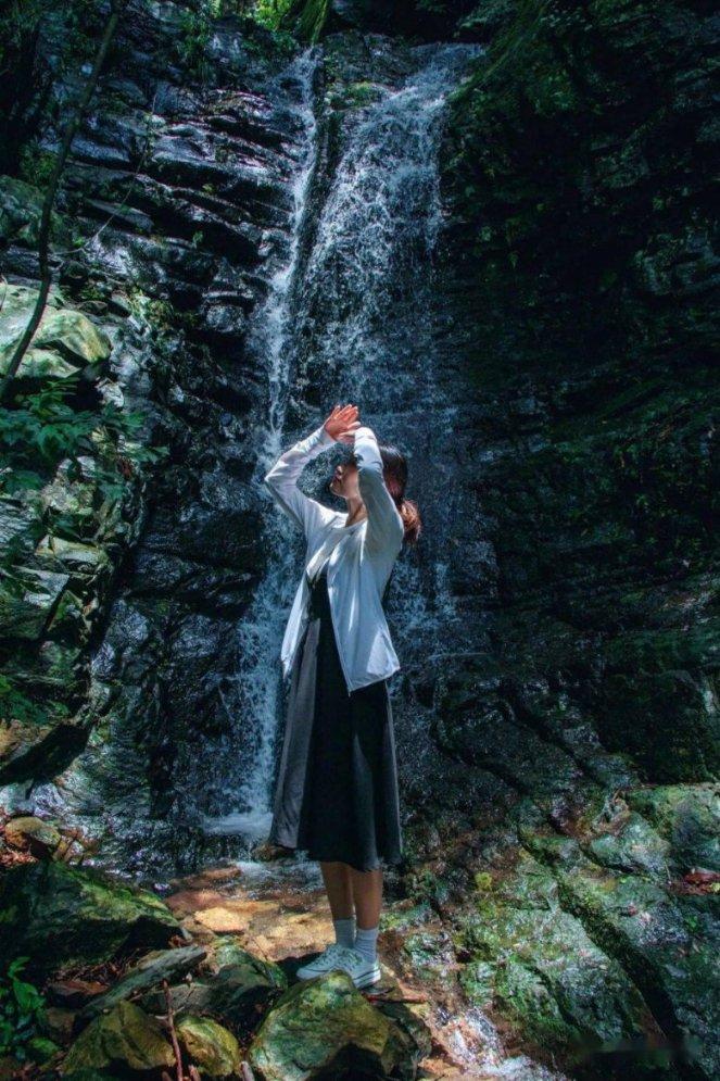 打造特色产业 擦亮名片共绘新景